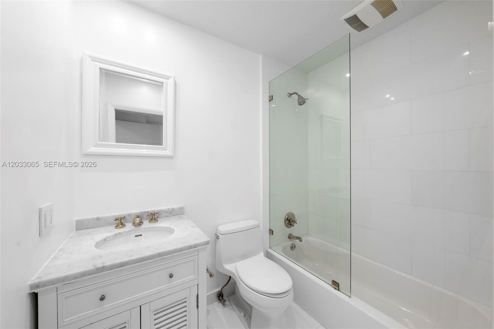 5600 Oakwood Ln, Coral Gables FL 33156 — 20