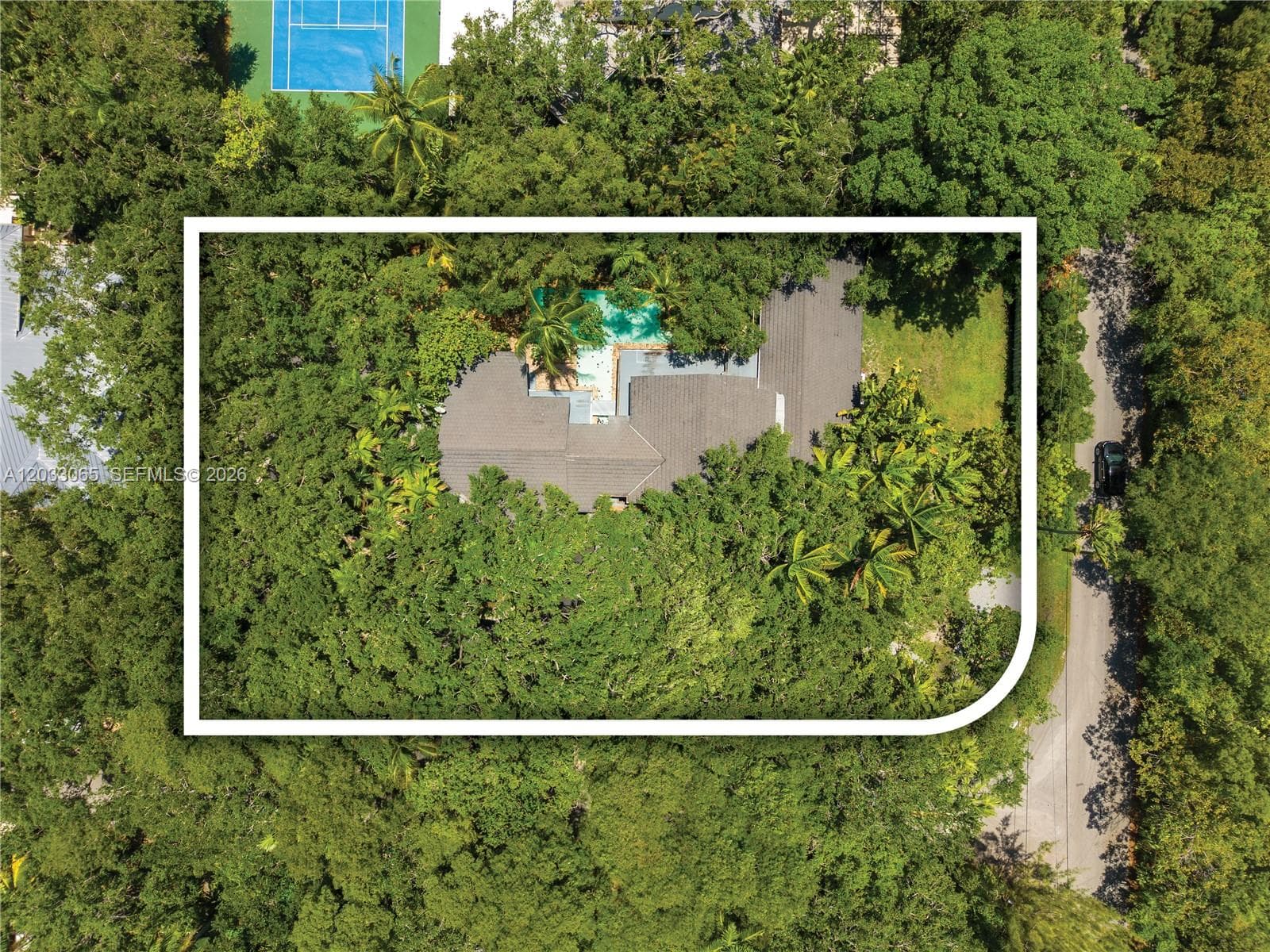 5600 Oakwood Ln, Coral Gables FL 33156 — 33