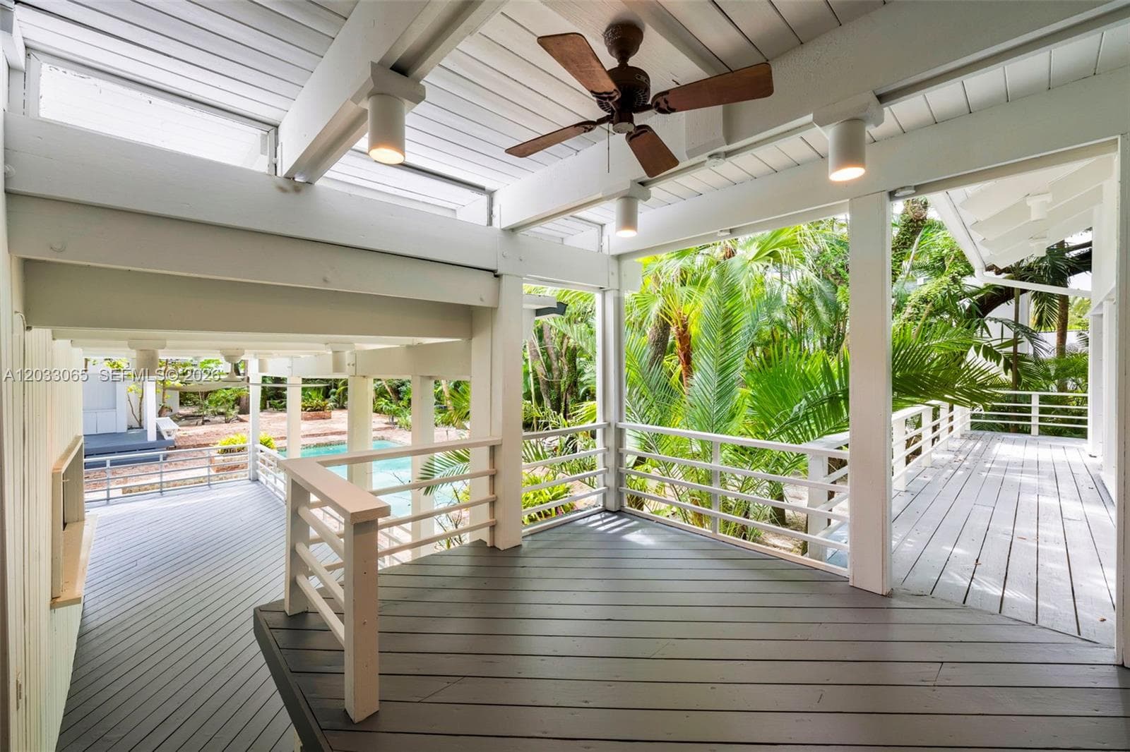 5600 Oakwood Ln, Coral Gables FL 33156 — 29