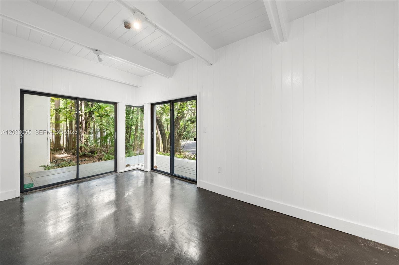 5600 Oakwood Ln, Coral Gables FL 33156 — 21