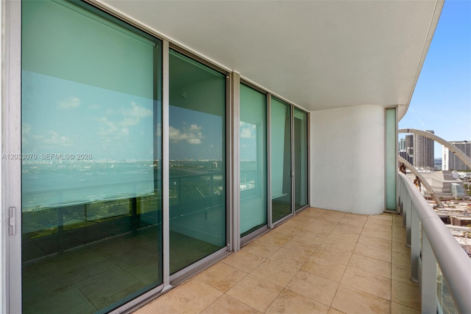 900 Biscayne Blvd # 2304, Miami FL 33132 — 27