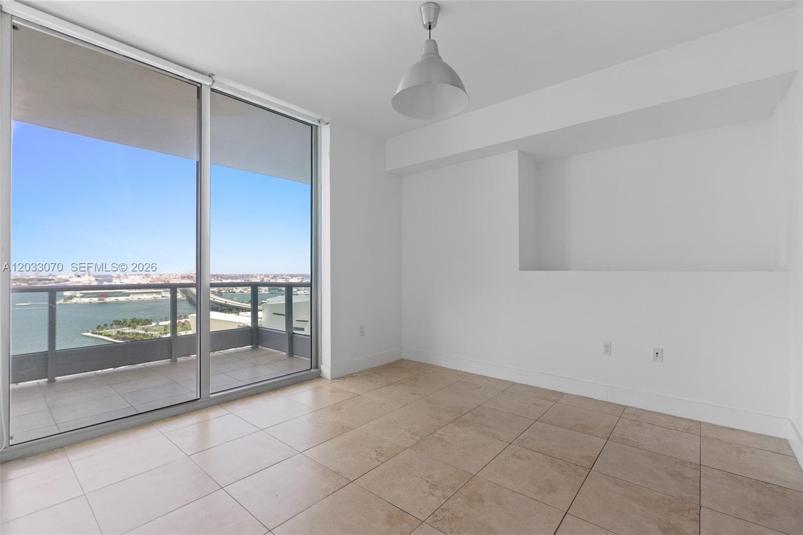 900 Biscayne Blvd # 2304, Miami FL 33132 — 13