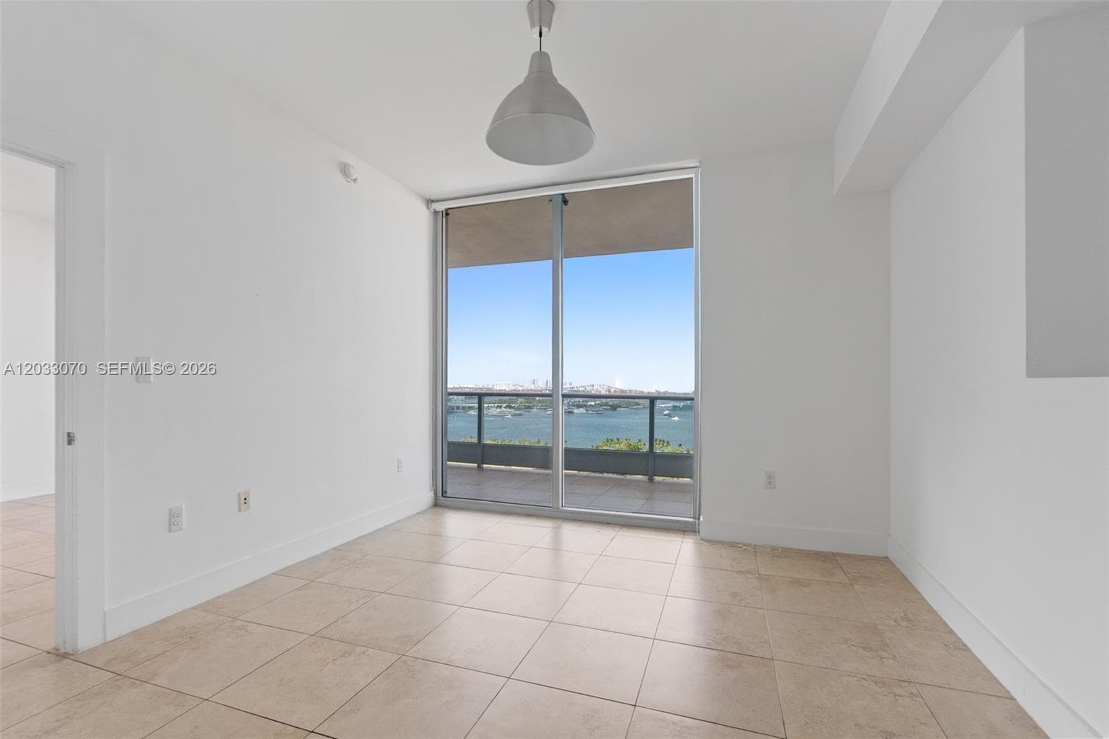 900 Biscayne Blvd # 2304, Miami FL 33132 — 16