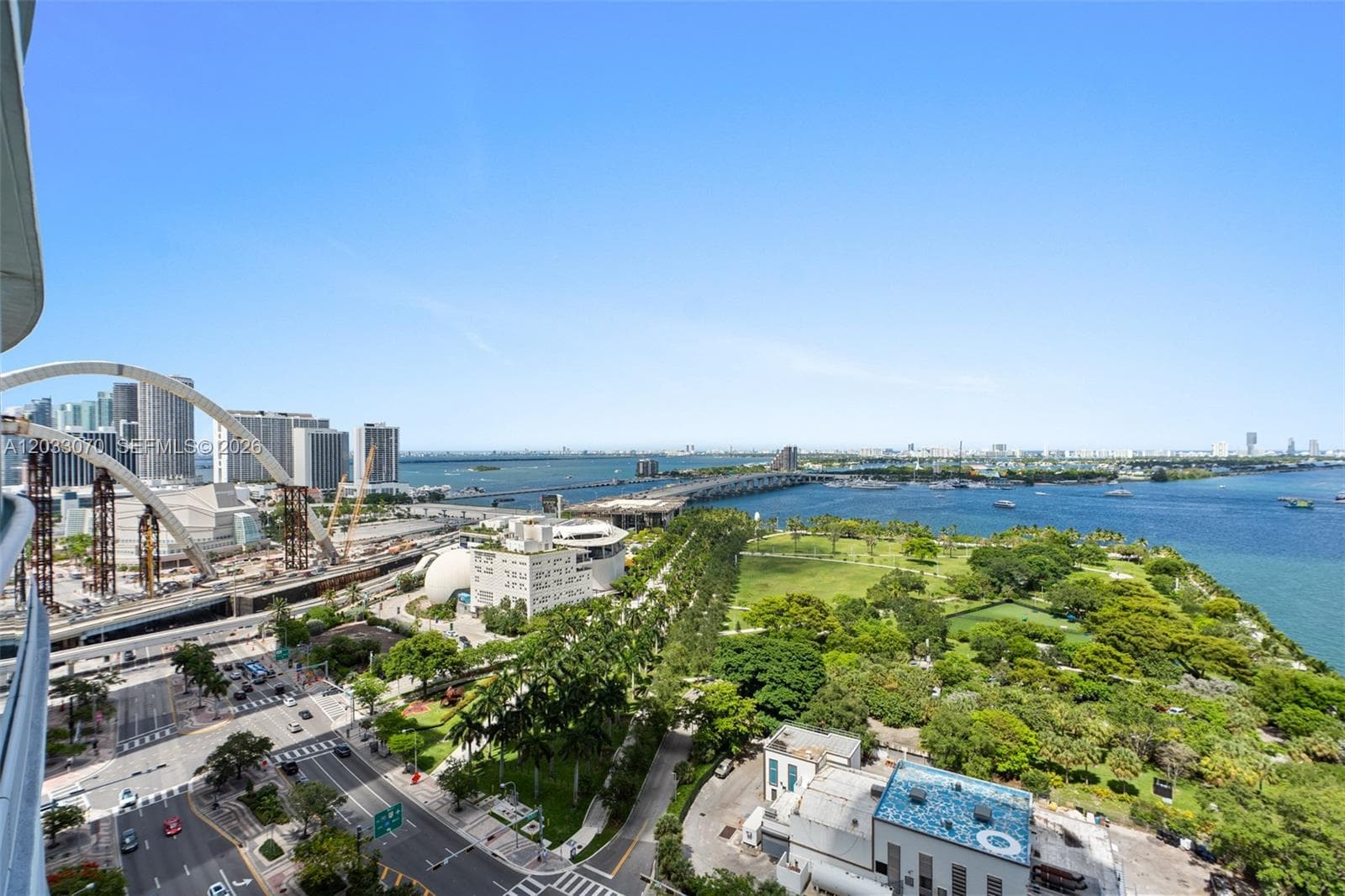 900 Biscayne Blvd # 2304, Miami FL 33132 — 36