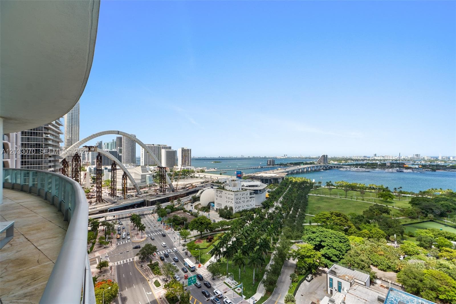900 Biscayne Blvd # 2304, Miami FL 33132 — 30