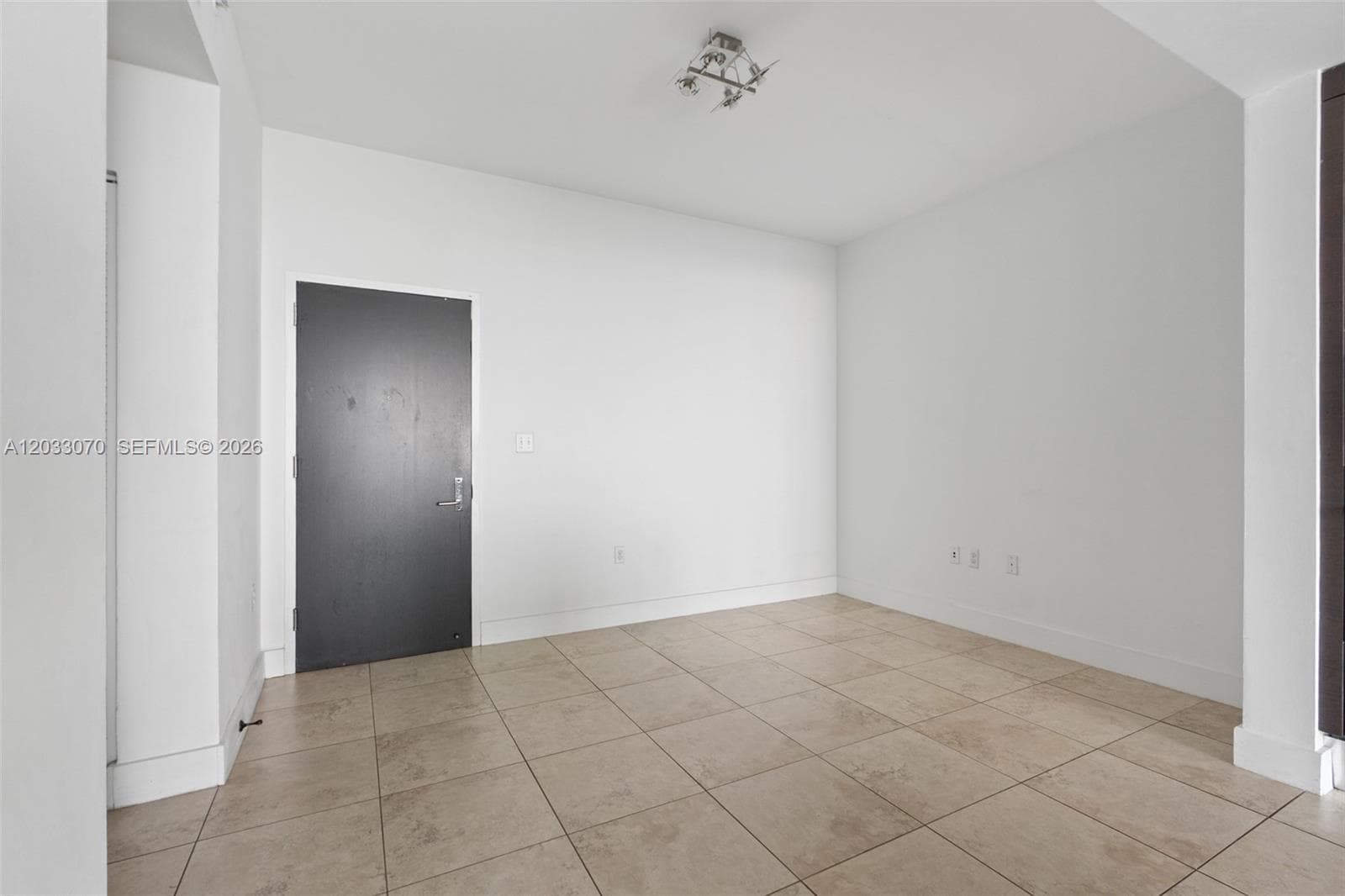 900 Biscayne Blvd # 2304, Miami FL 33132 — 14