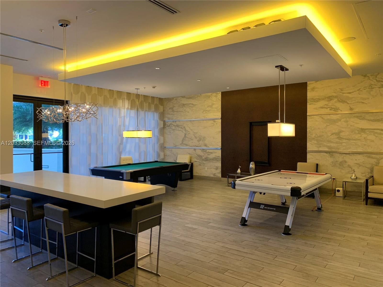999 SW 1st Ave # 2404, Miami FL 33130 — 17