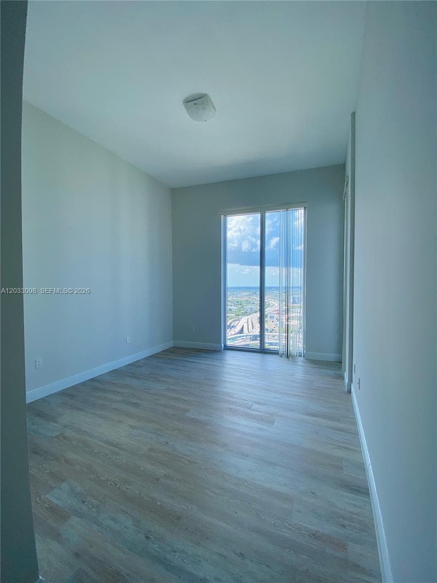 185 SW 7th St # 4311, Miami FL 33130 — 13