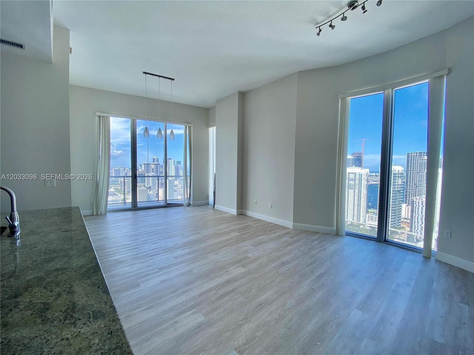 185 SW 7th St # 4311, Miami FL 33130 — 4
