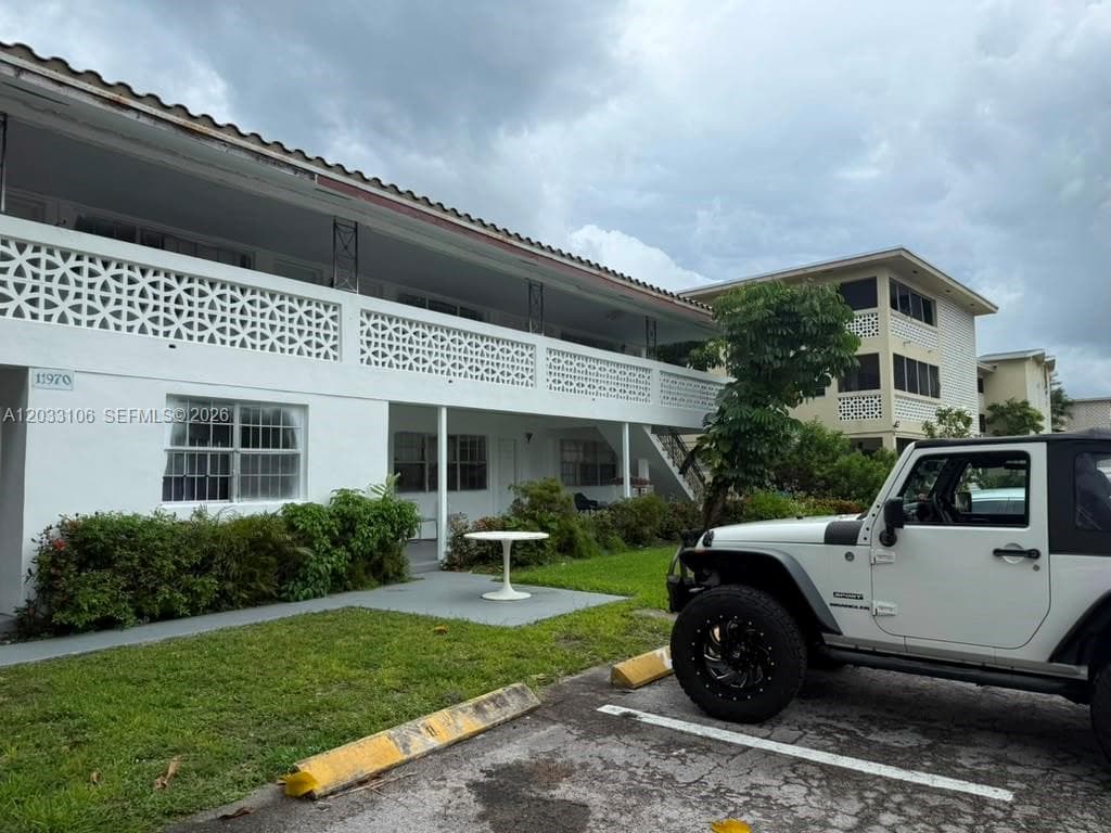 11970 NE 19th Dr, North Miami FL 33181 — 5