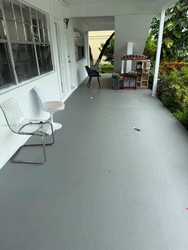 11970 NE 19th Dr, North Miami FL 33181 — 10