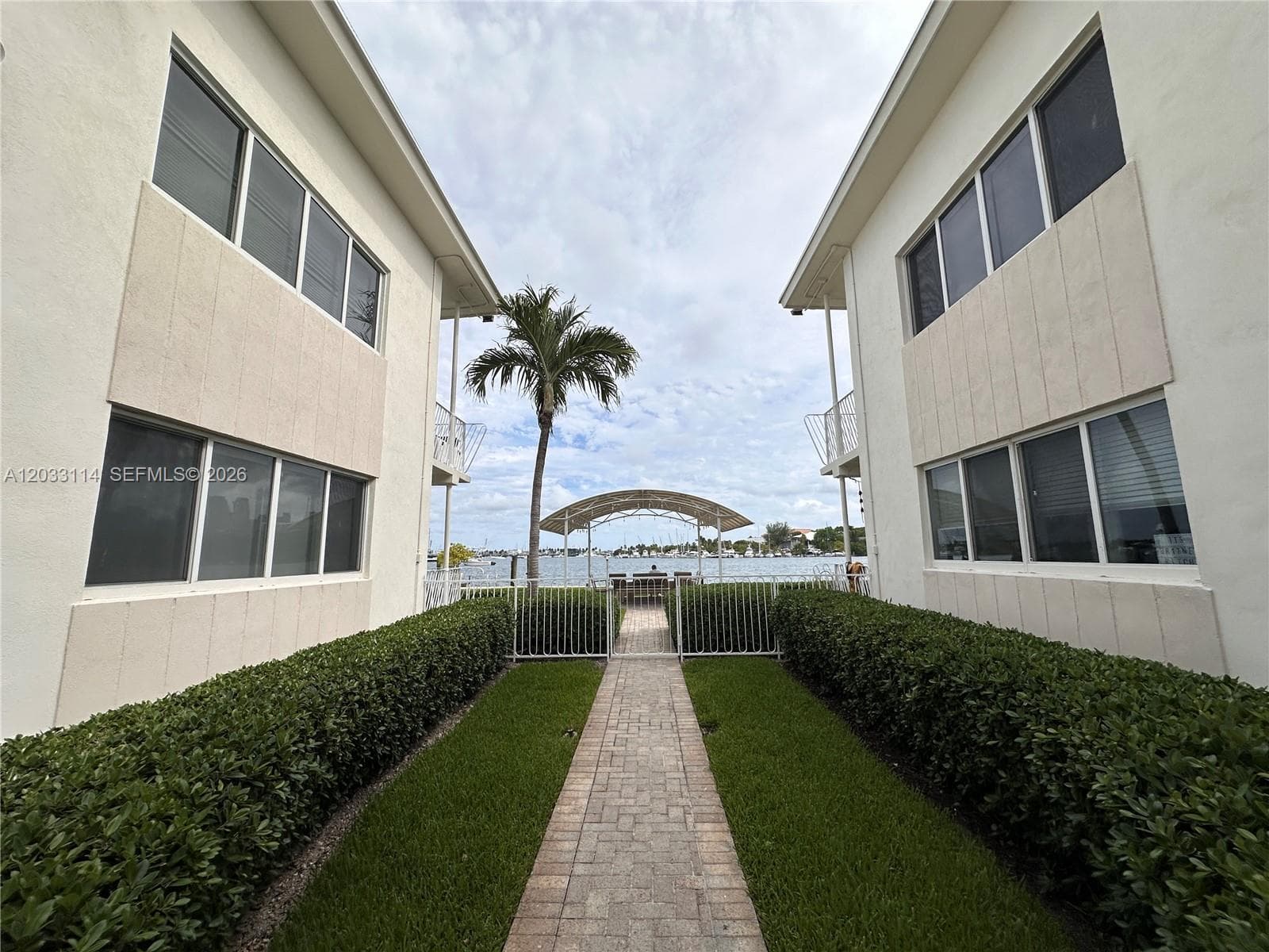 1100 Venetian Way # 2B, Miami FL 33139 — 28
