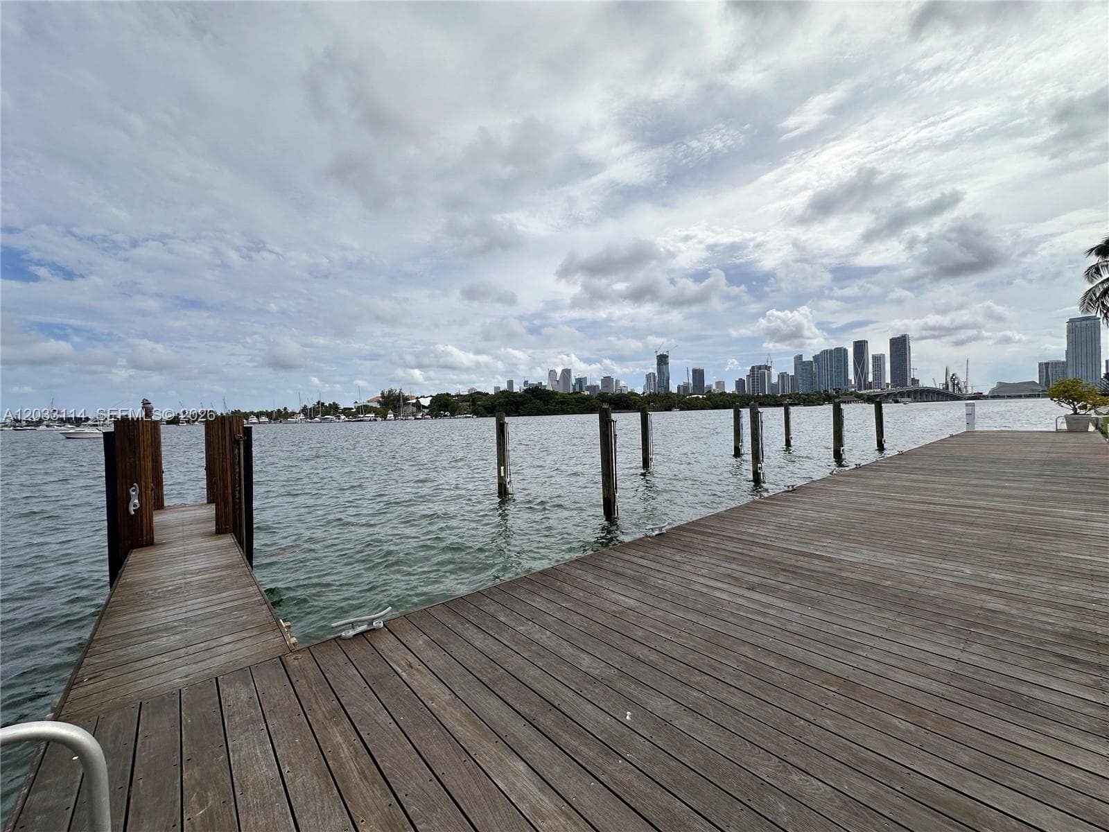 1100 Venetian Way # 2B, Miami FL 33139 — 34