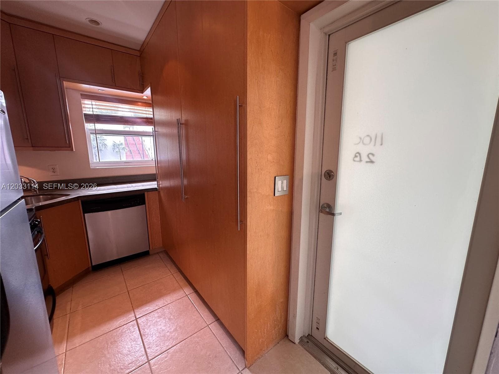 1100 Venetian Way # 2B, Miami FL 33139 — 18