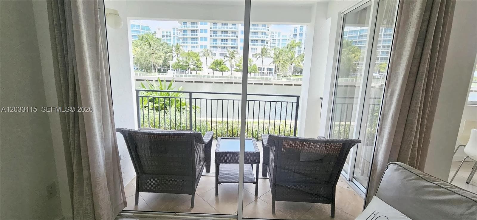 3135 NE 184th St # 2104, Aventura FL 33160 — 17