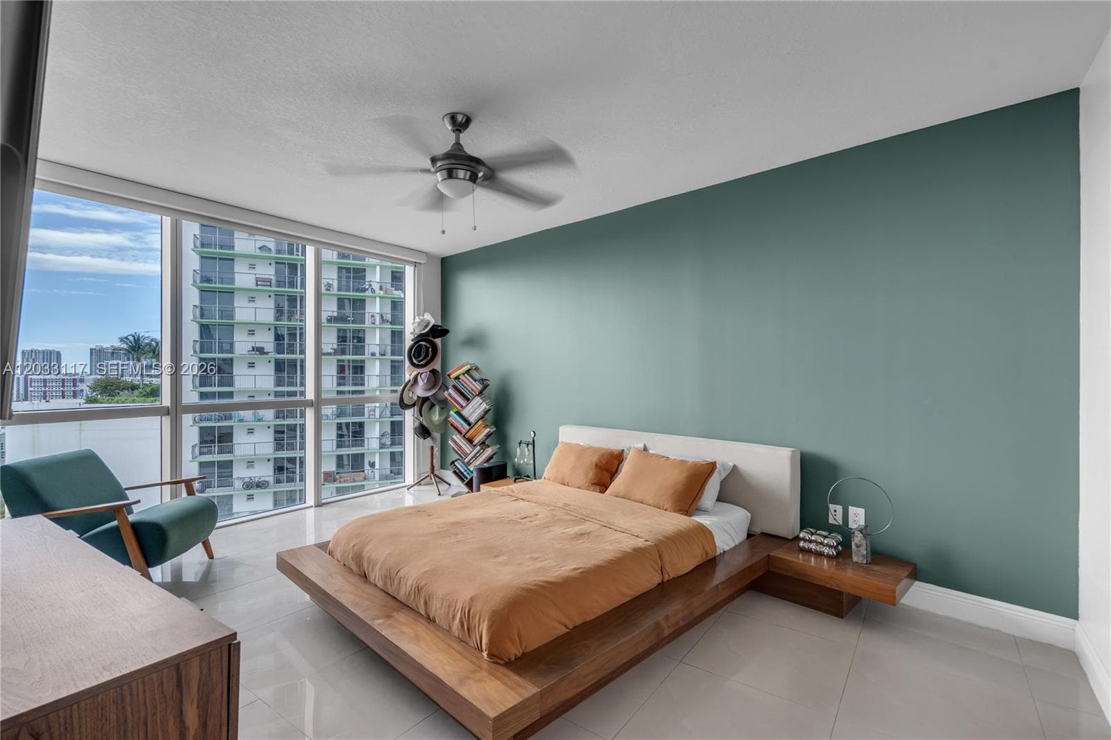 1750 N Bayshore Dr # 1815, Miami FL 33132 — 17