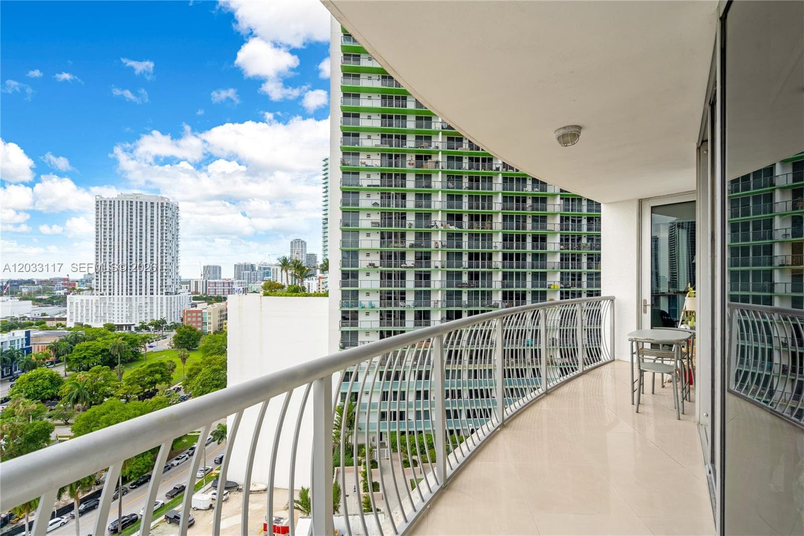 1750 N Bayshore Dr # 1815, Miami FL 33132 — 24