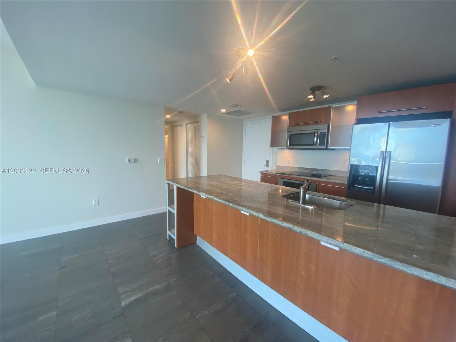 185 SW 7th St # 4206, Miami FL 33130 — 10