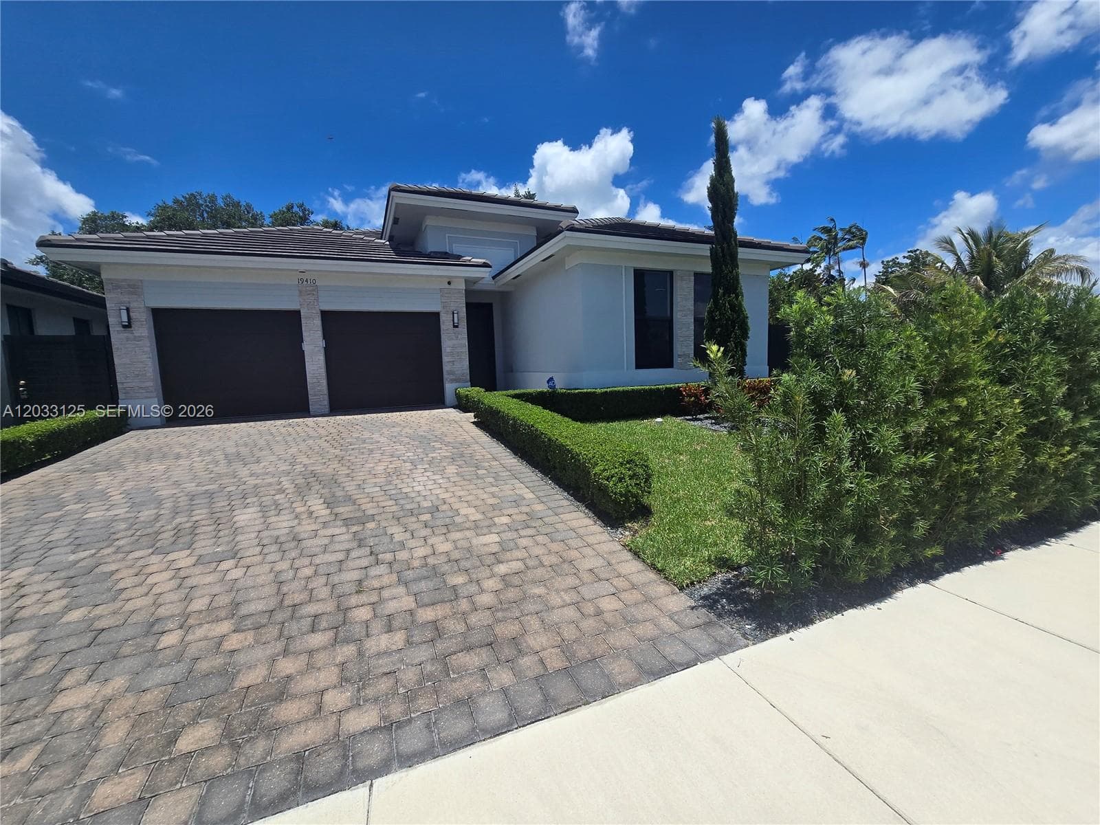 19410 SW 124th Ct, Miami FL 33177 — 51