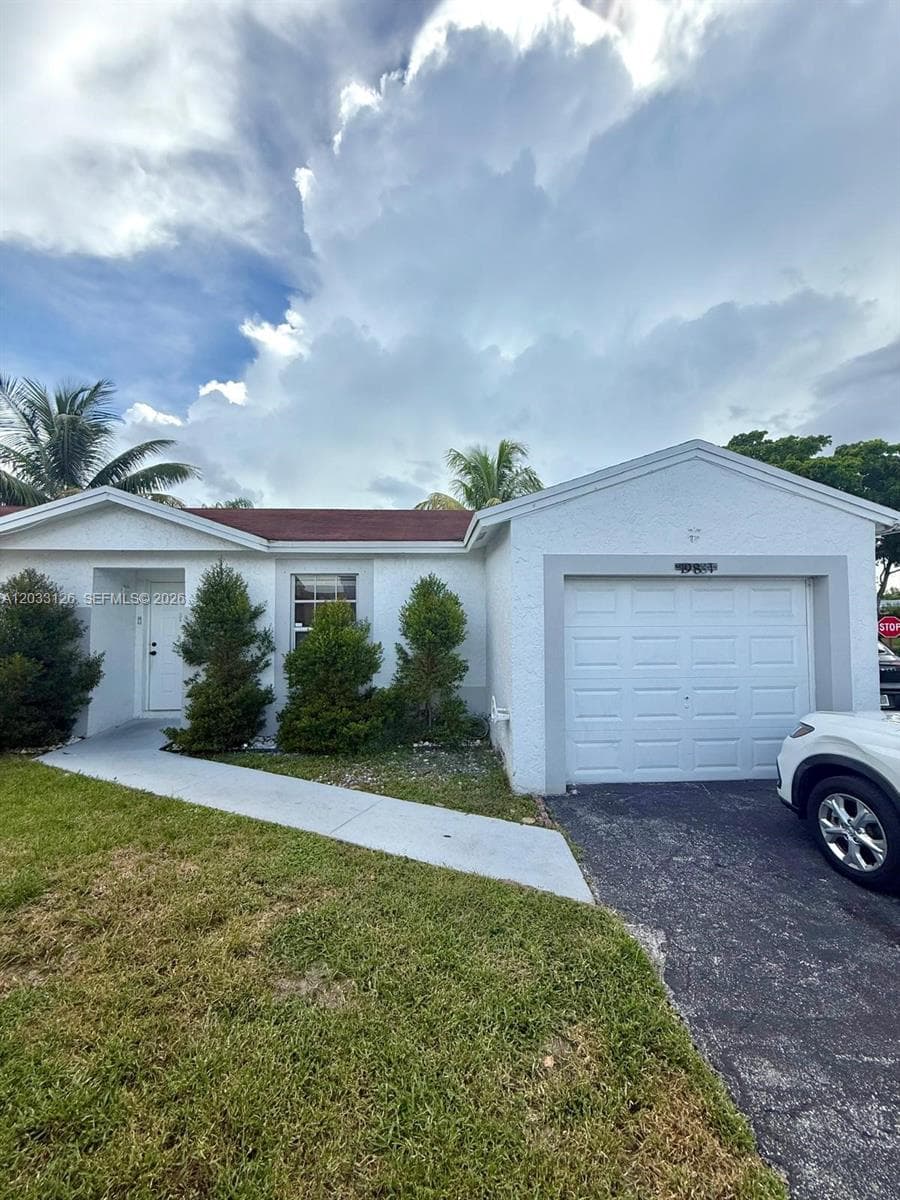 19831 NW 65th Ct # 0, Hialeah FL 33015 — 1