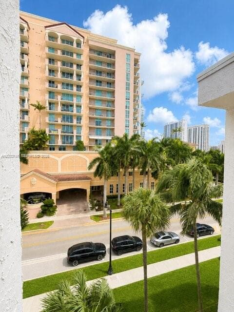 17560 Atlantic Blvd # 516, Sunny Isles Beach FL 33160 — 12