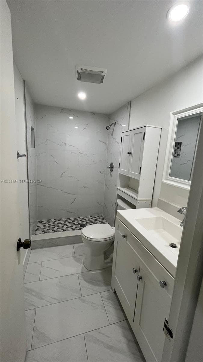 19025 NW 62nd Ave # 202, Hialeah FL 33015 — 10
