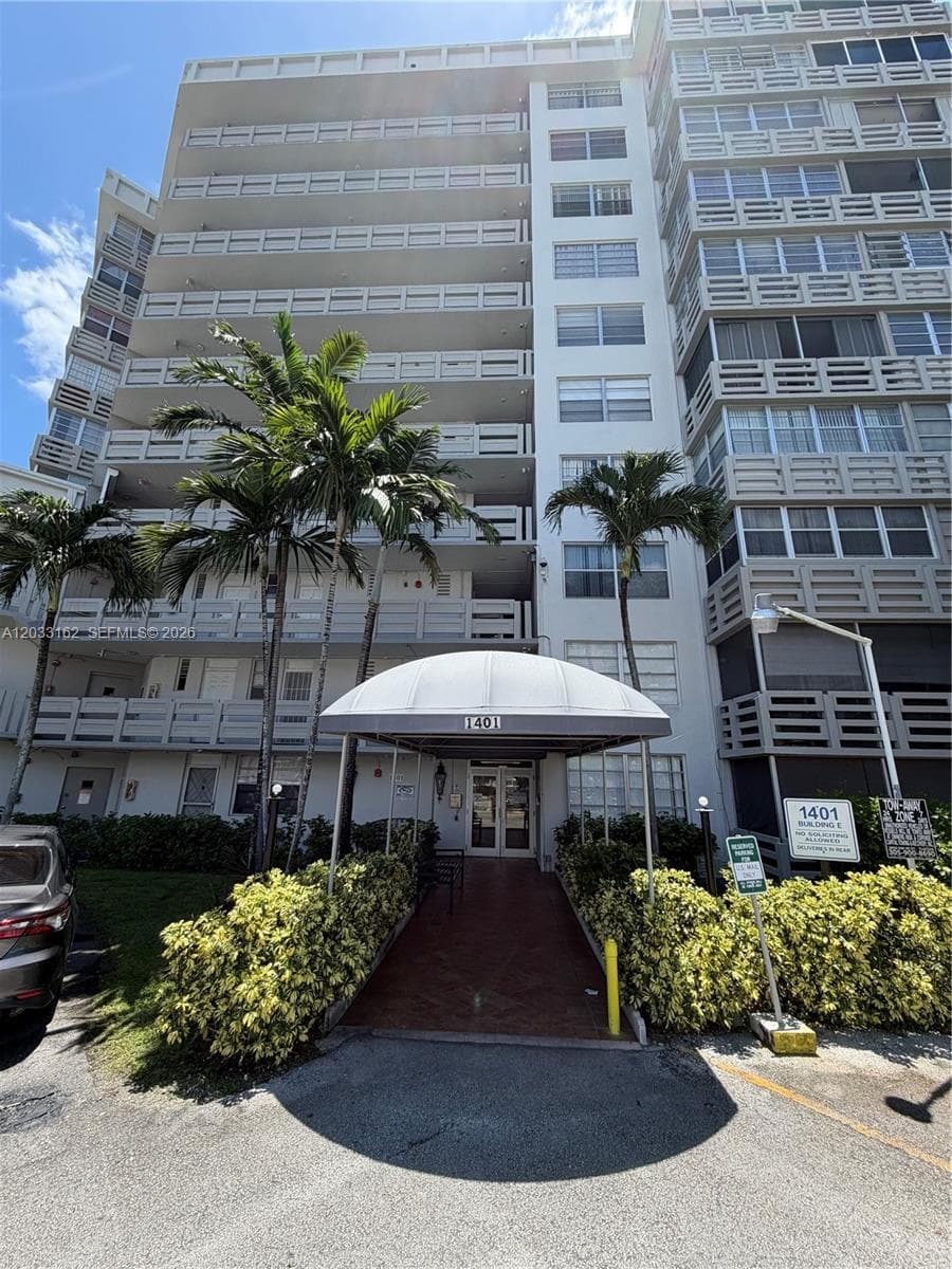 1401 NE Miami Gardens Dr # 891, Miami FL 33179 — 1
