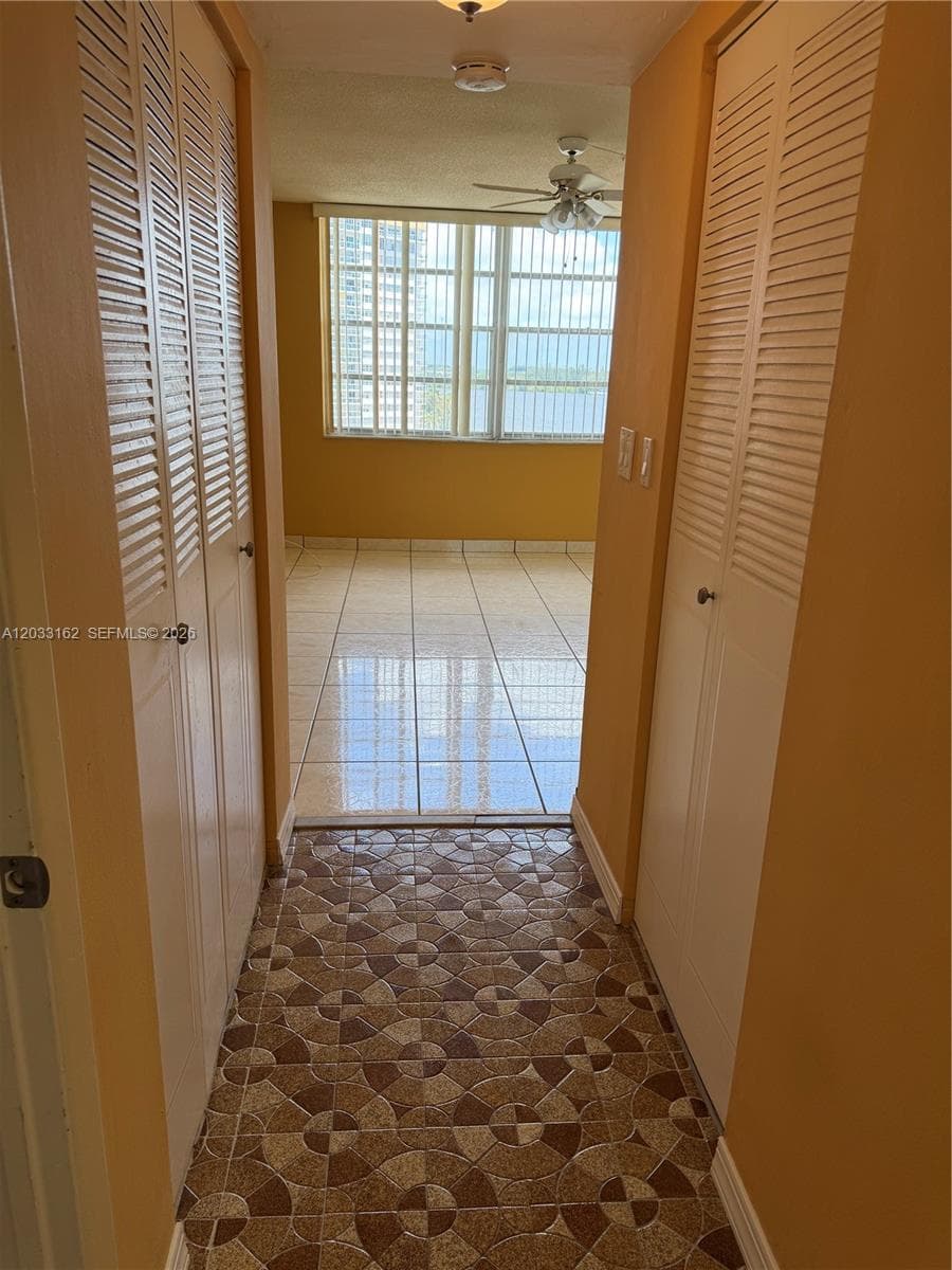 1401 NE Miami Gardens Dr # 891, Miami FL 33179 — 10