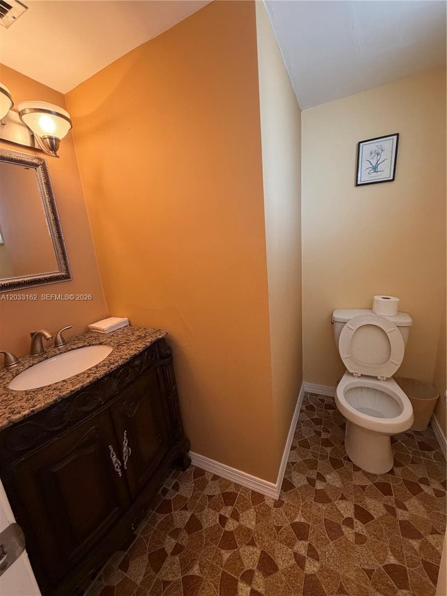 1401 NE Miami Gardens Dr # 891, Miami FL 33179 — 14