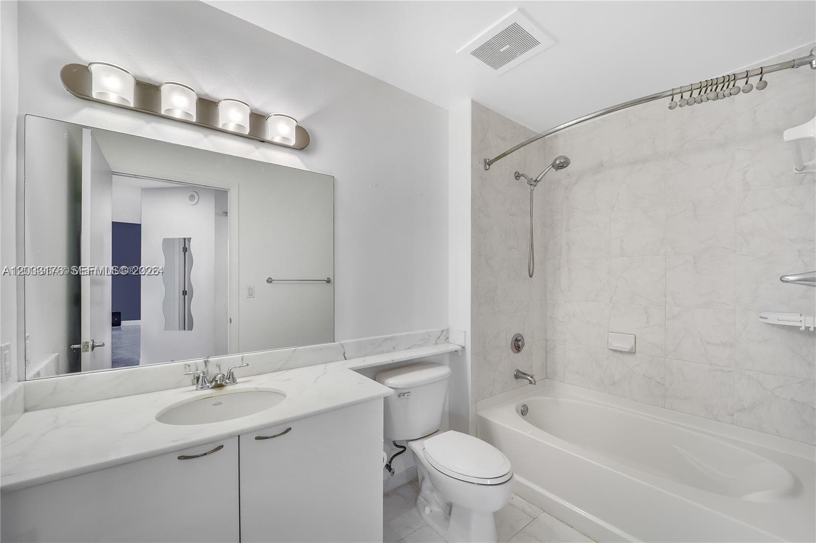 234 NE 3rd St # 507, Miami FL 33132 — 3