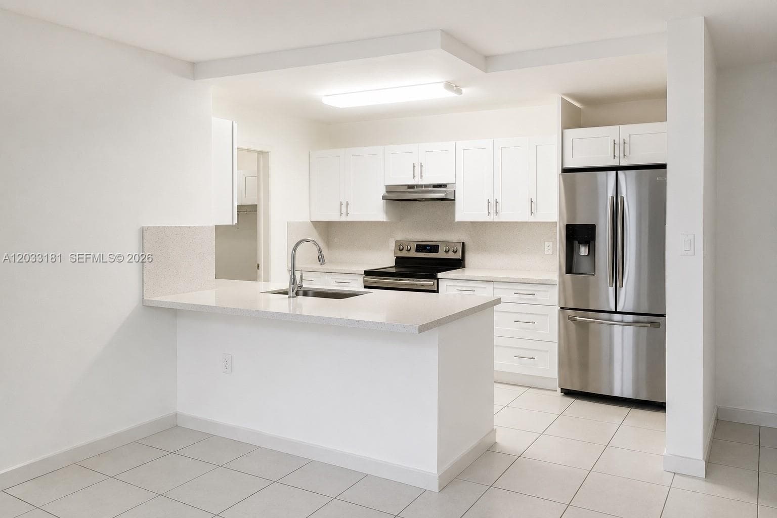 240 W Park Dr # 4, Miami FL 33172 — 3