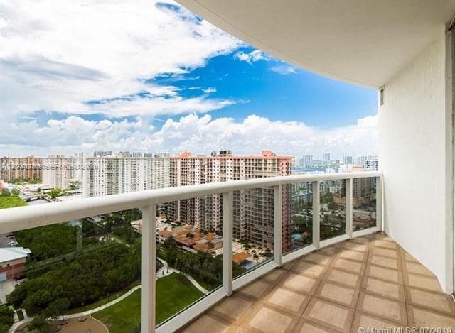 17201 Collins Ave # 2209, Sunny Isles Beach FL 33160 — 14