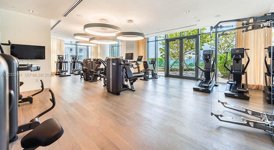 650 NE 32nd St # 3505, Miami FL 33137 — 27