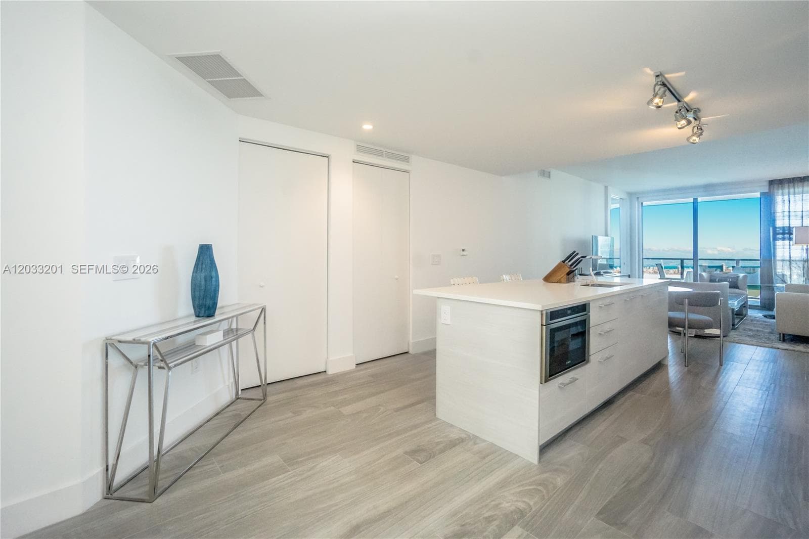 650 NE 32nd St # 3505, Miami FL 33137 — 6
