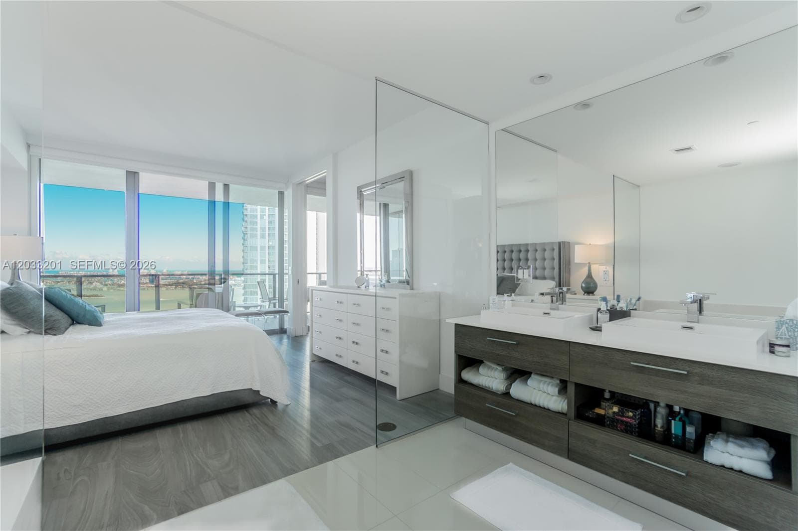 650 NE 32nd St # 3505, Miami FL 33137 — 8