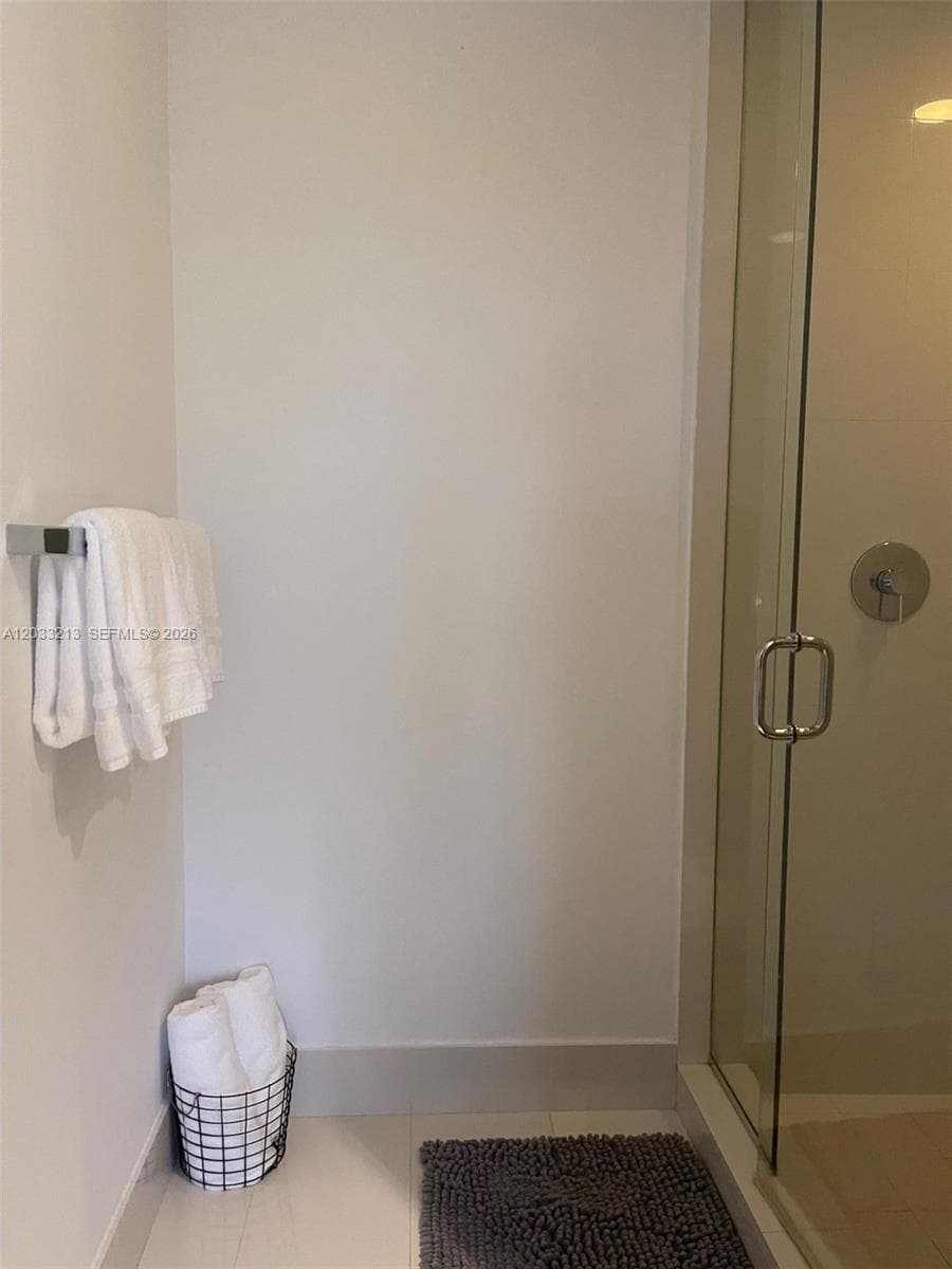 121 NE 34th St # 1015, Miami FL 33137 — 6