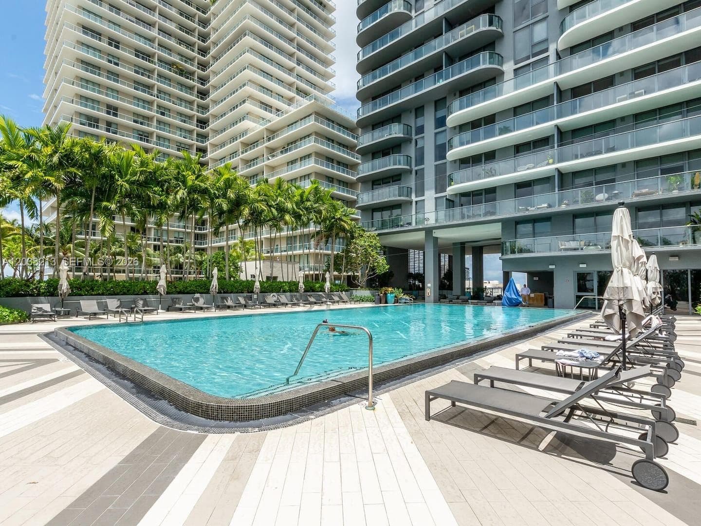 121 NE 34th St # 1015, Miami FL 33137 — 13