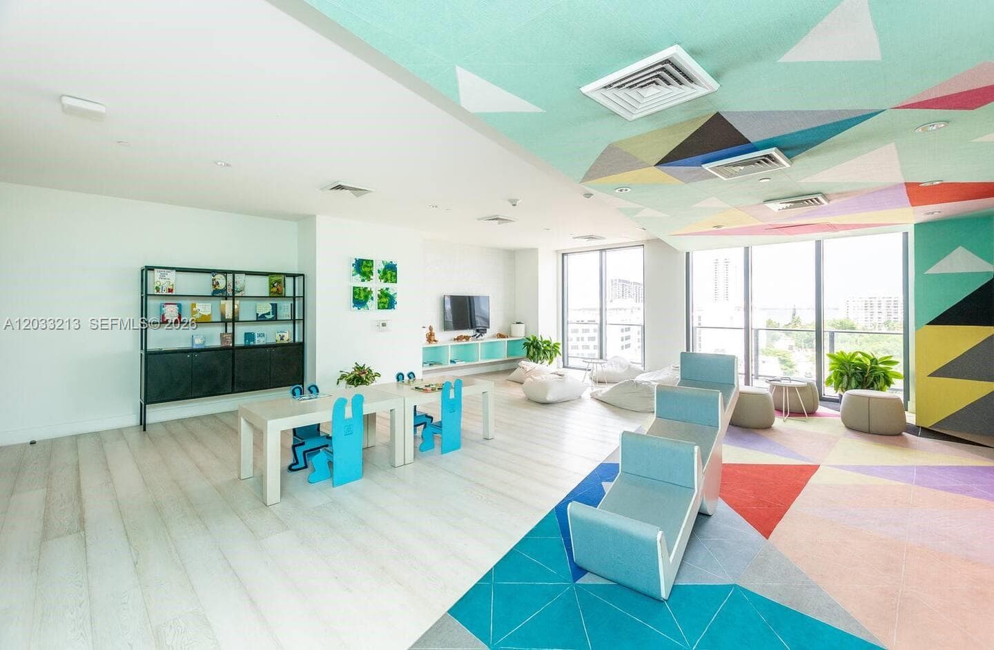 121 NE 34th St # 1015, Miami FL 33137 — 16