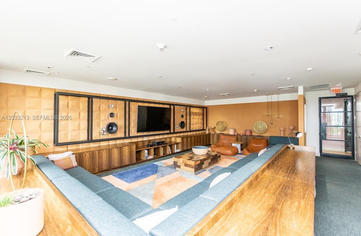 121 NE 34th St # 1015, Miami FL 33137 — 12