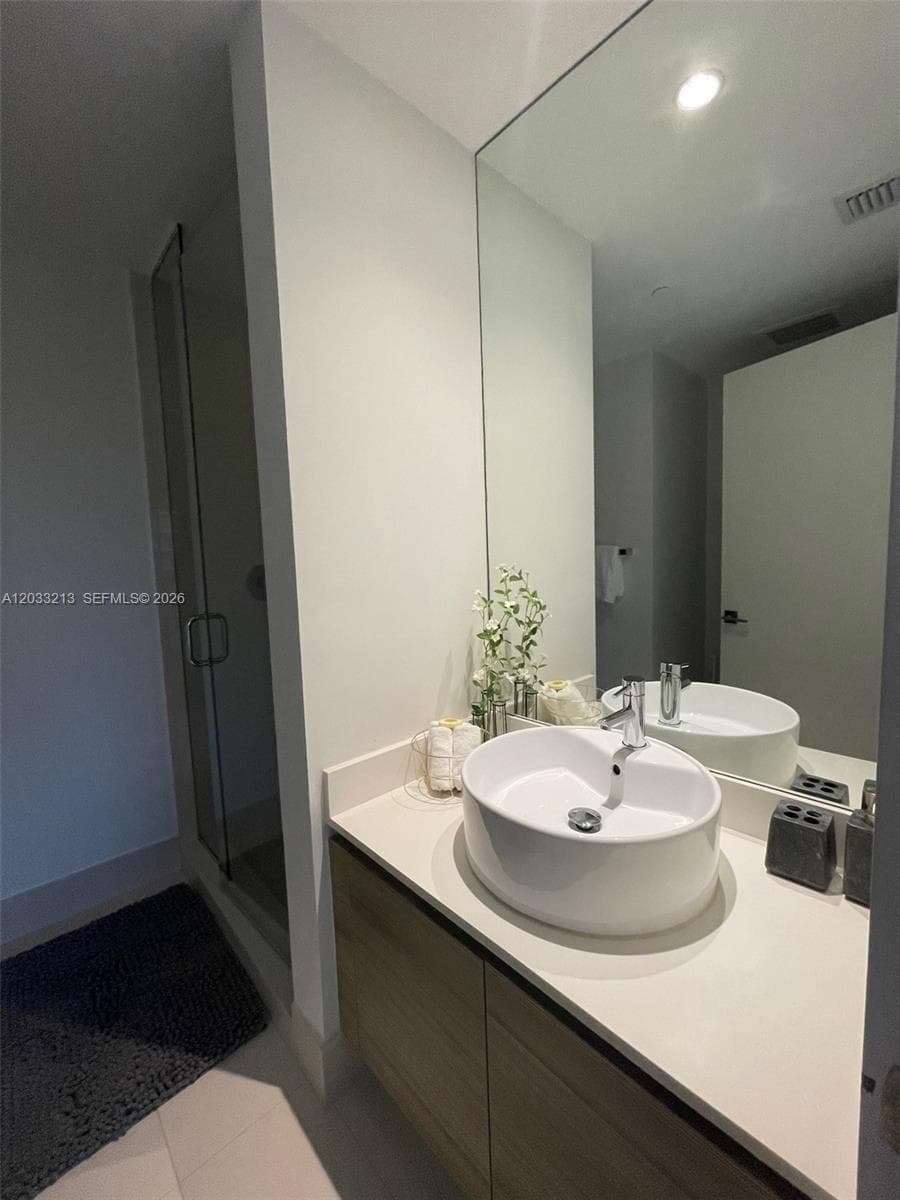 121 NE 34th St # 1015, Miami FL 33137 — 7