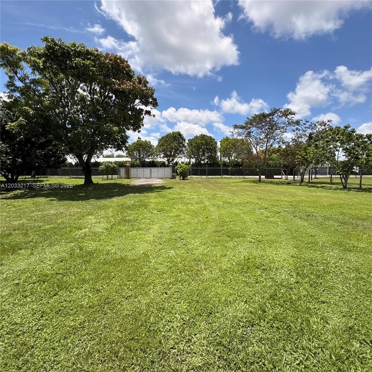 21060 SW 213th Ave, RD, Unincorporated Dade County FL 33187 — 2