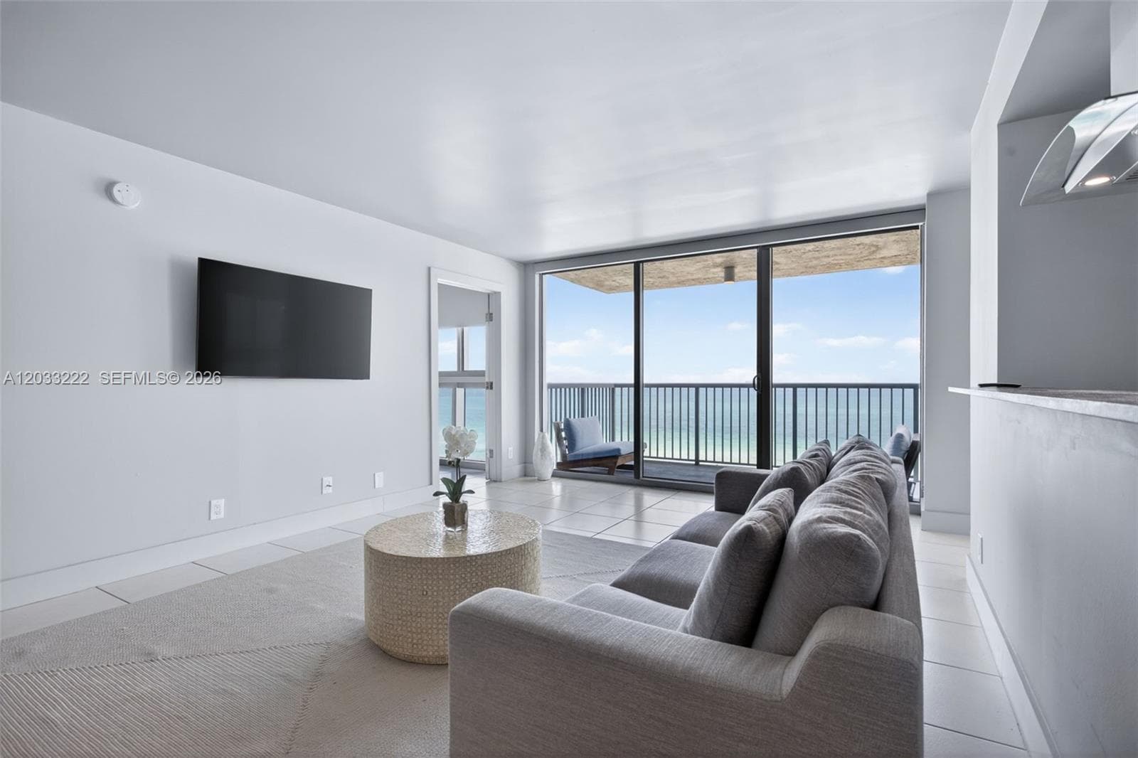 2655 Collins Ave # 1512, Miami Beach FL 33140 — 3