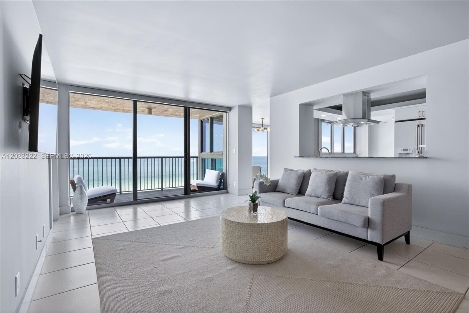 2655 Collins Ave # 1512, Miami Beach FL 33140 — 1