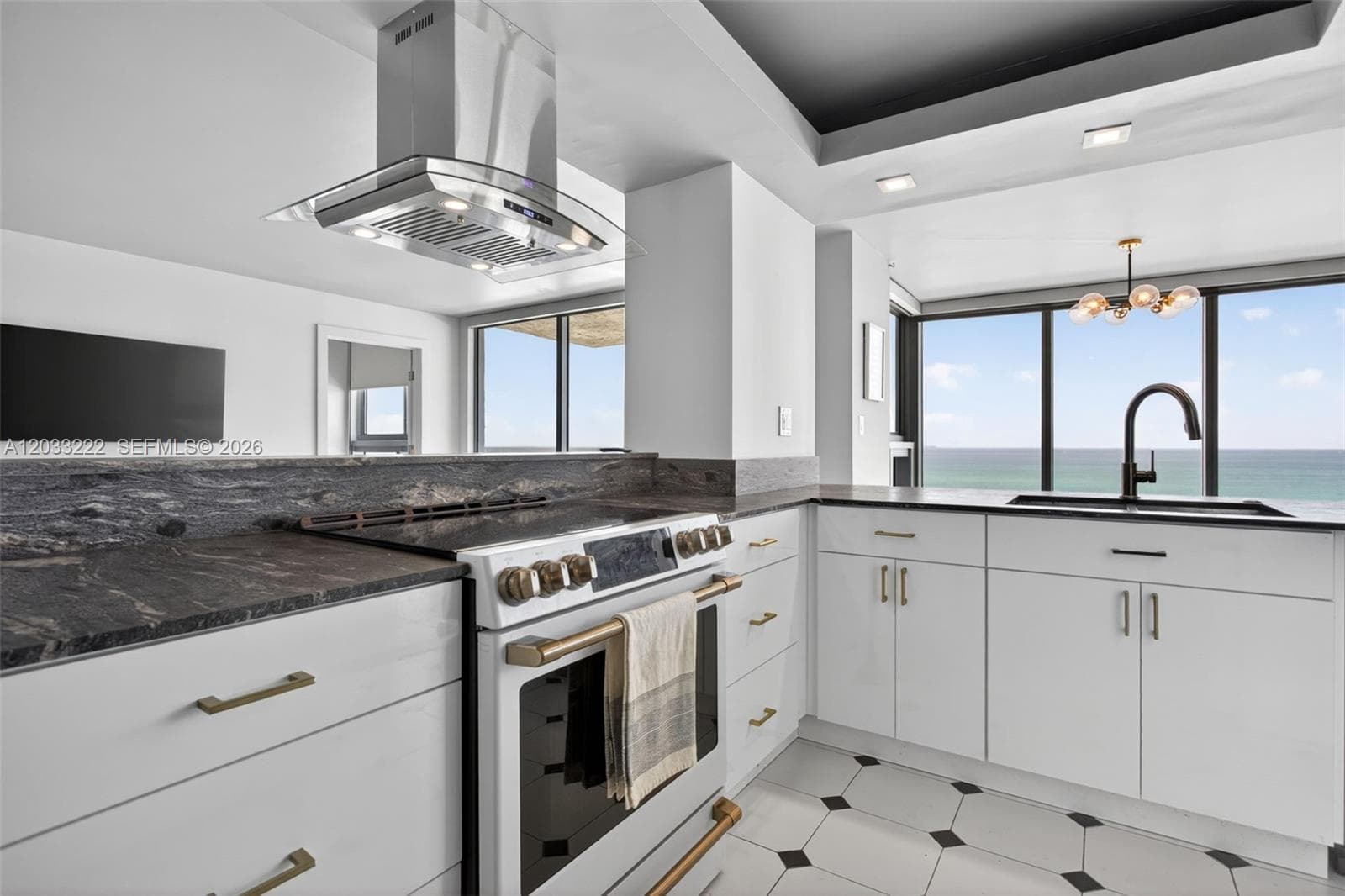 2655 Collins Ave # 1512, Miami Beach FL 33140 — 24