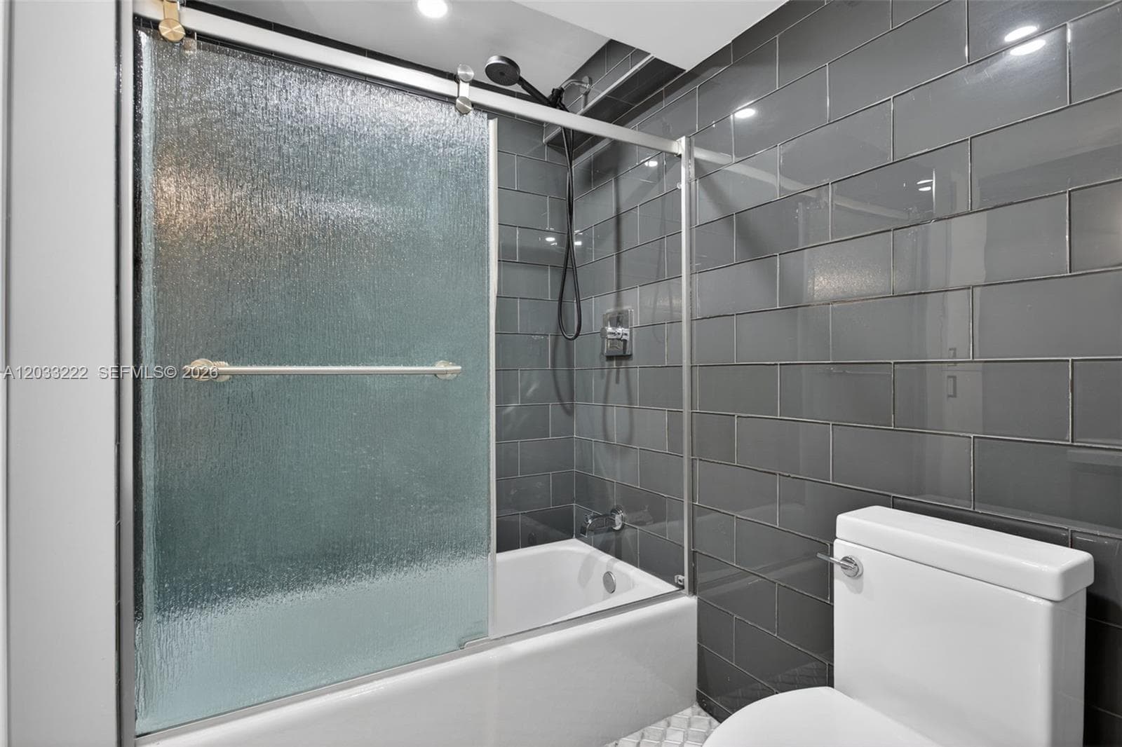 2655 Collins Ave # 1512, Miami Beach FL 33140 — 38