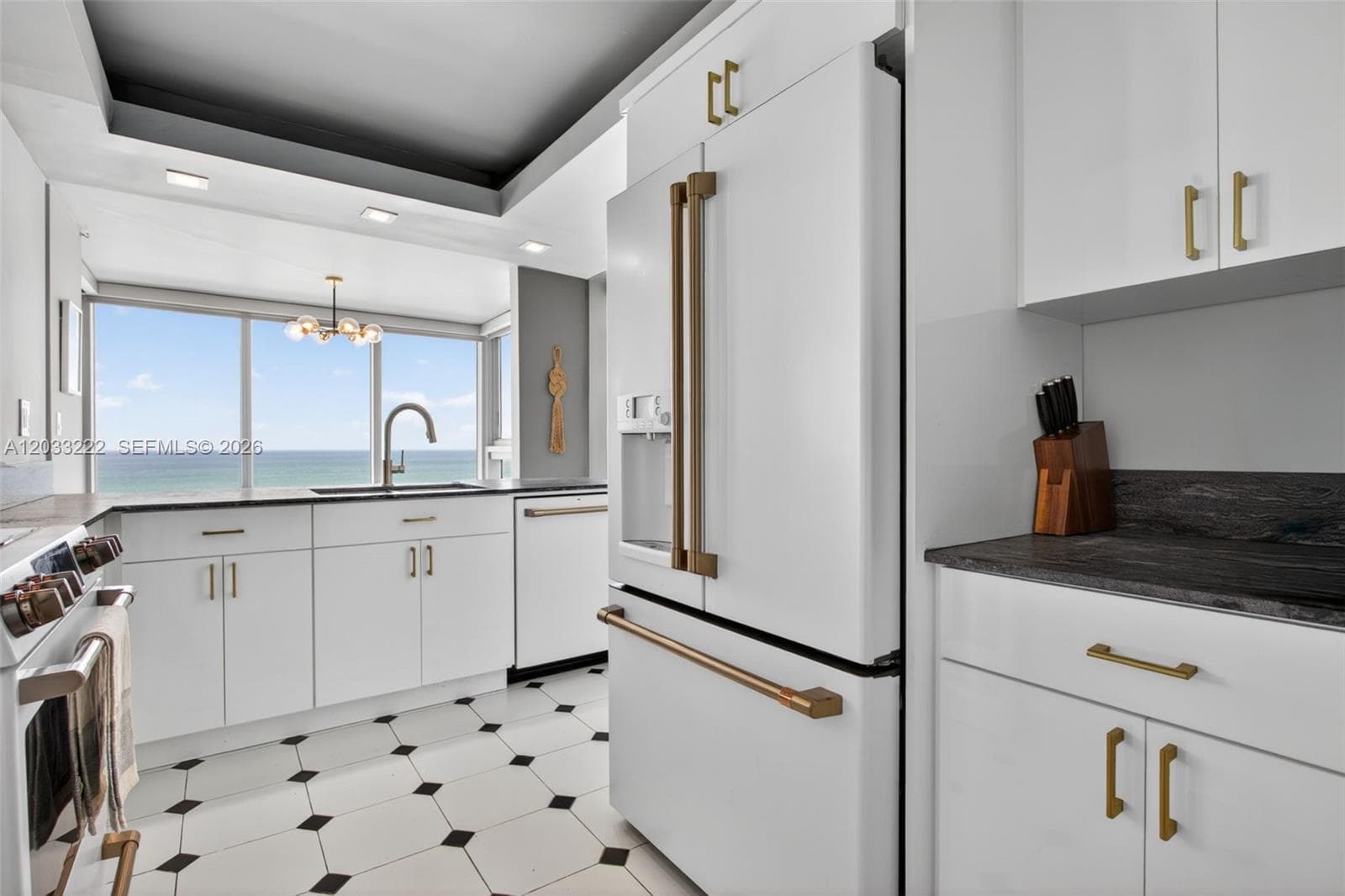 2655 Collins Ave # 1512, Miami Beach FL 33140 — 21