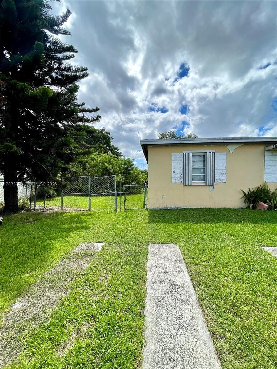 710 Tamiami Blvd, Miami FL 33144 — 3