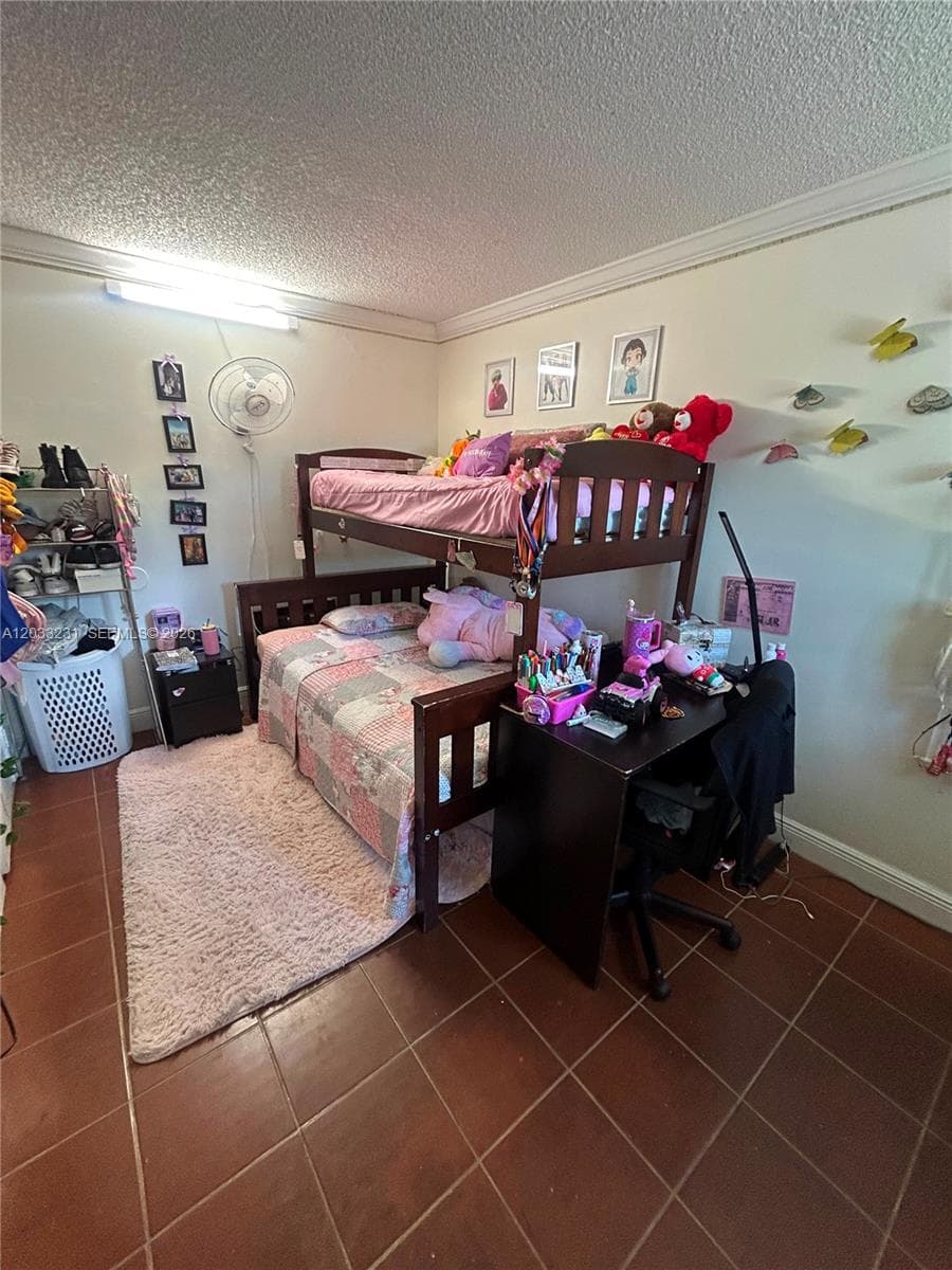 10284 NW 9th St Cir # 204, Miami FL 33172 — 23