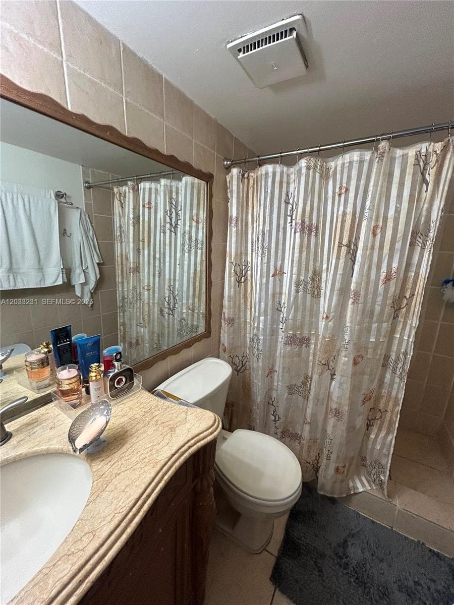 10284 NW 9th St Cir # 204, Miami FL 33172 — 17
