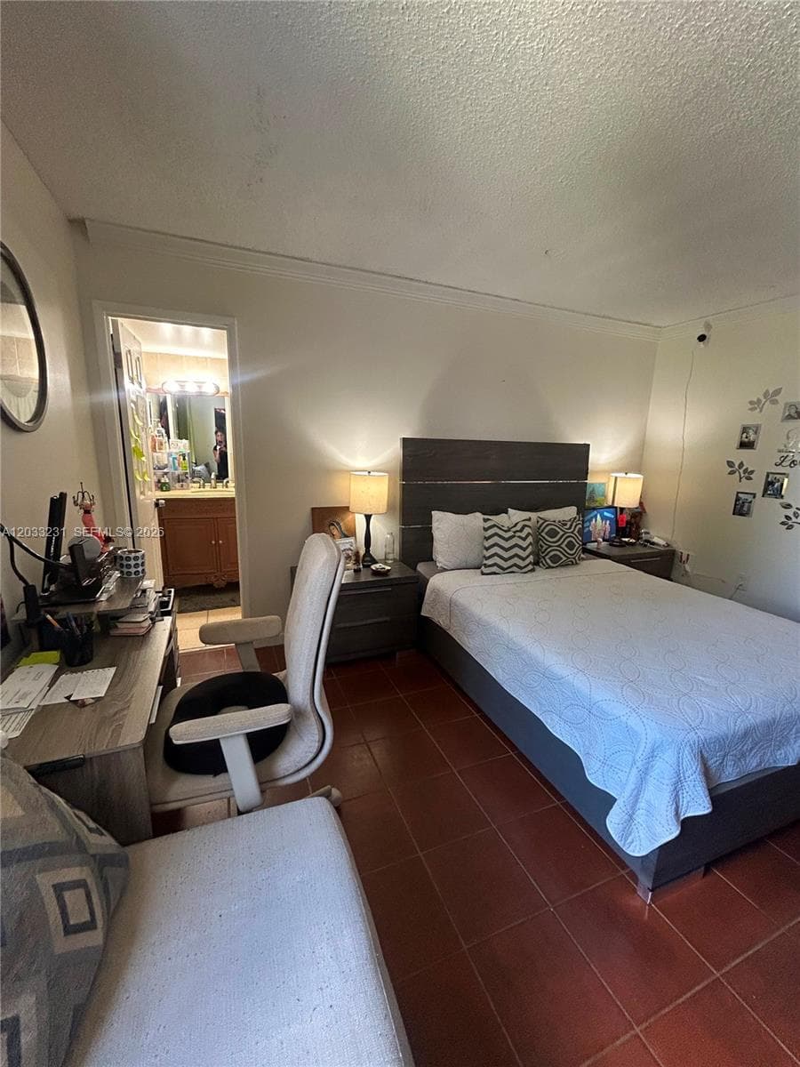 10284 NW 9th St Cir # 204, Miami FL 33172 — 12